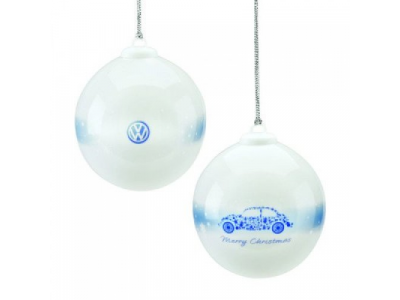 Фарфоровый елочный шар с изображением Volkswagen Beetle
