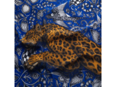 Женский шелковый шарф Jaguar Silk Scarf Cobalt, артикул JSTSILKCOB от JAGUAR Женский шелковый шарф Jaguar Silk Scarf Cobalt, артикул JSTSILKCOB
